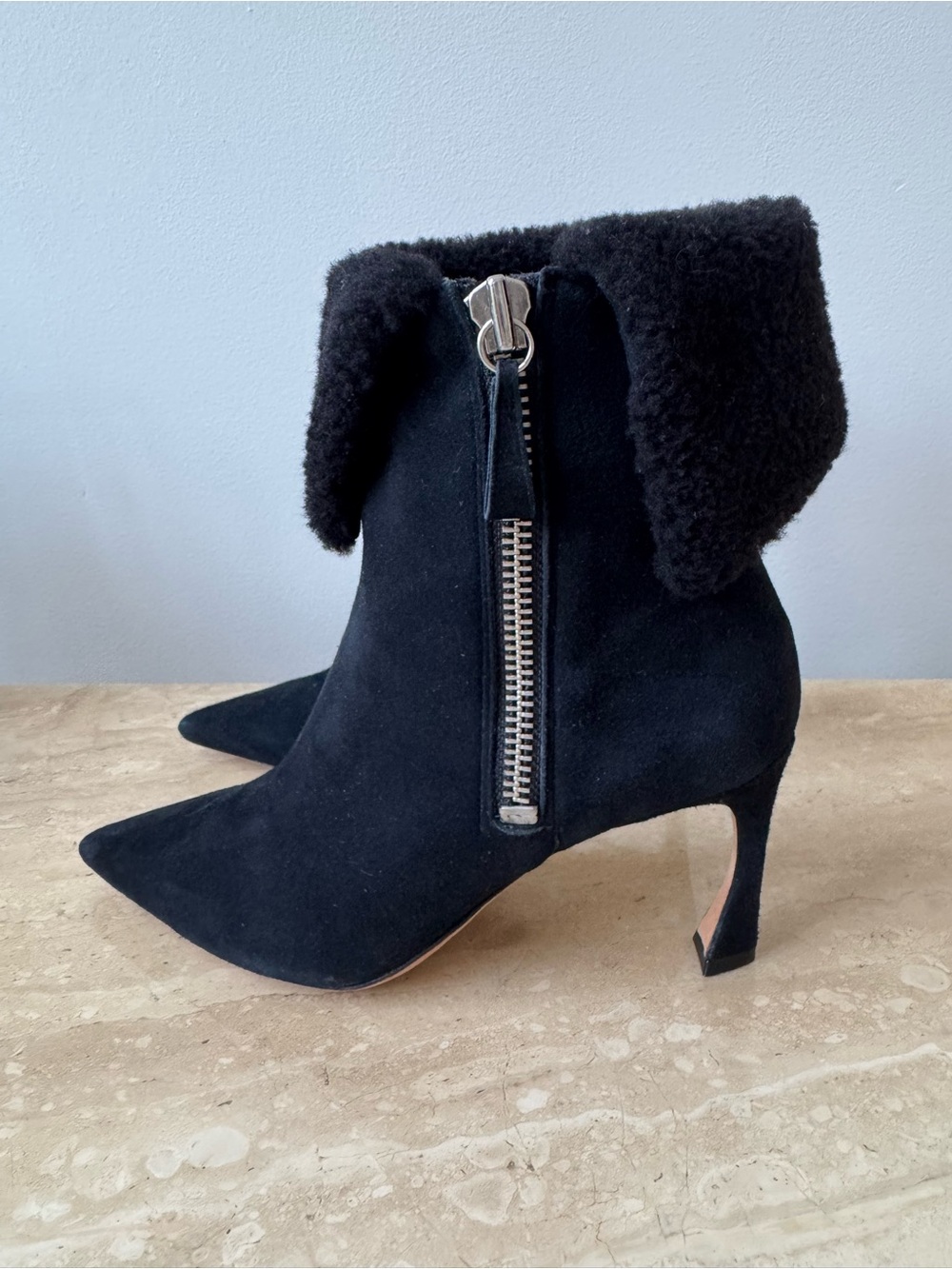 Alexandre Birman Black Suede Pointed-Toe Shearling Cuff Ankle Boots size 7.5